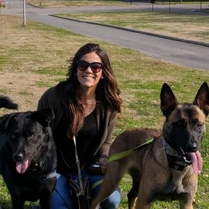 Meet your Posher, Nicole